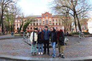 Südtiroler Jugendliche beim Europäischen  Taizè-Jugendtreffen in Rostock